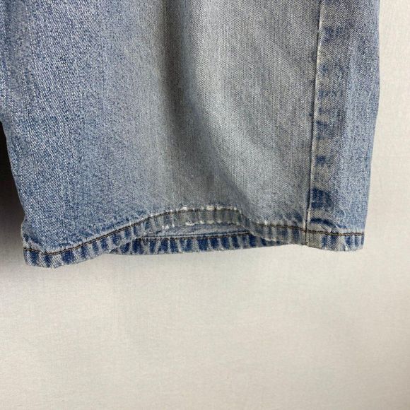 LEVI'S 569 Loose Fit Denim Shorts - Picture 5 of 11